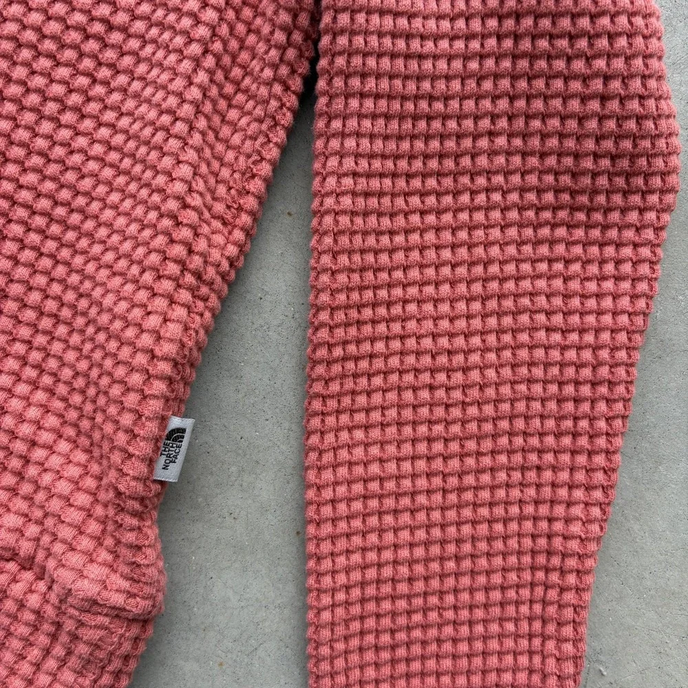 The North Face Chabot Waffle Knit Mock Neck Sweater Womens Small Pink Thermal